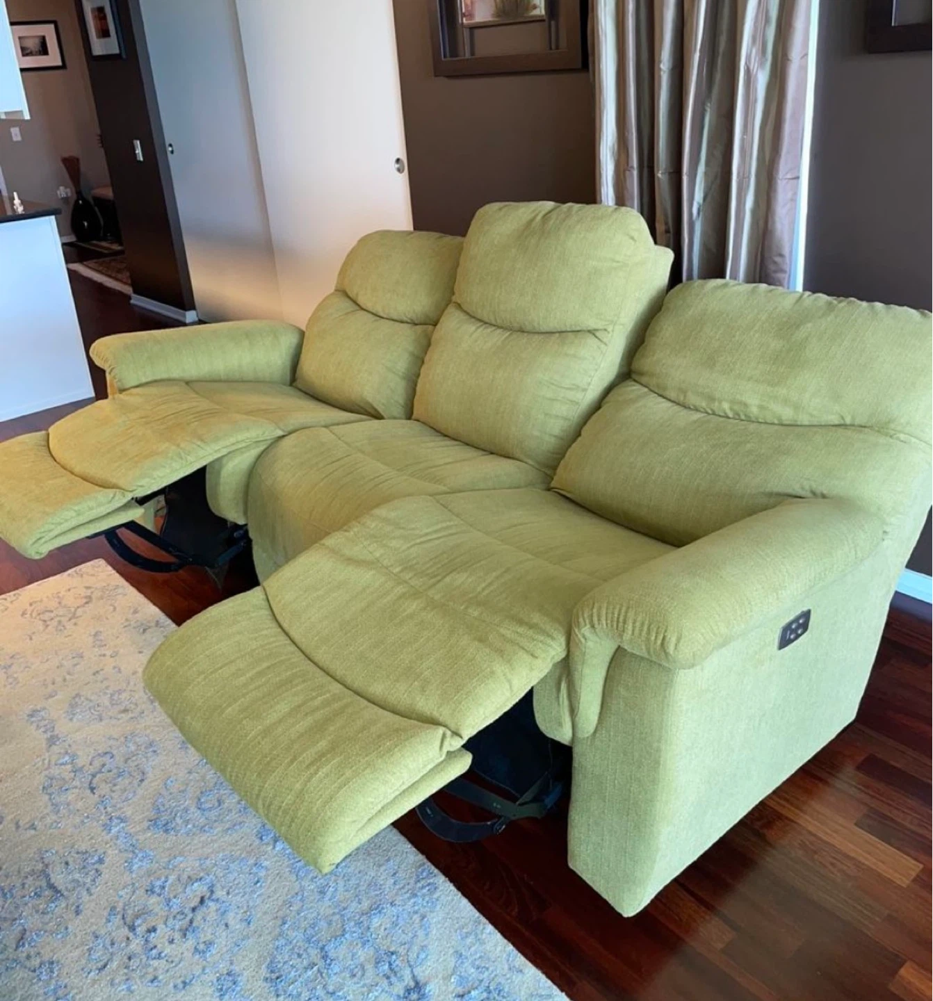 Sofa - photo 4