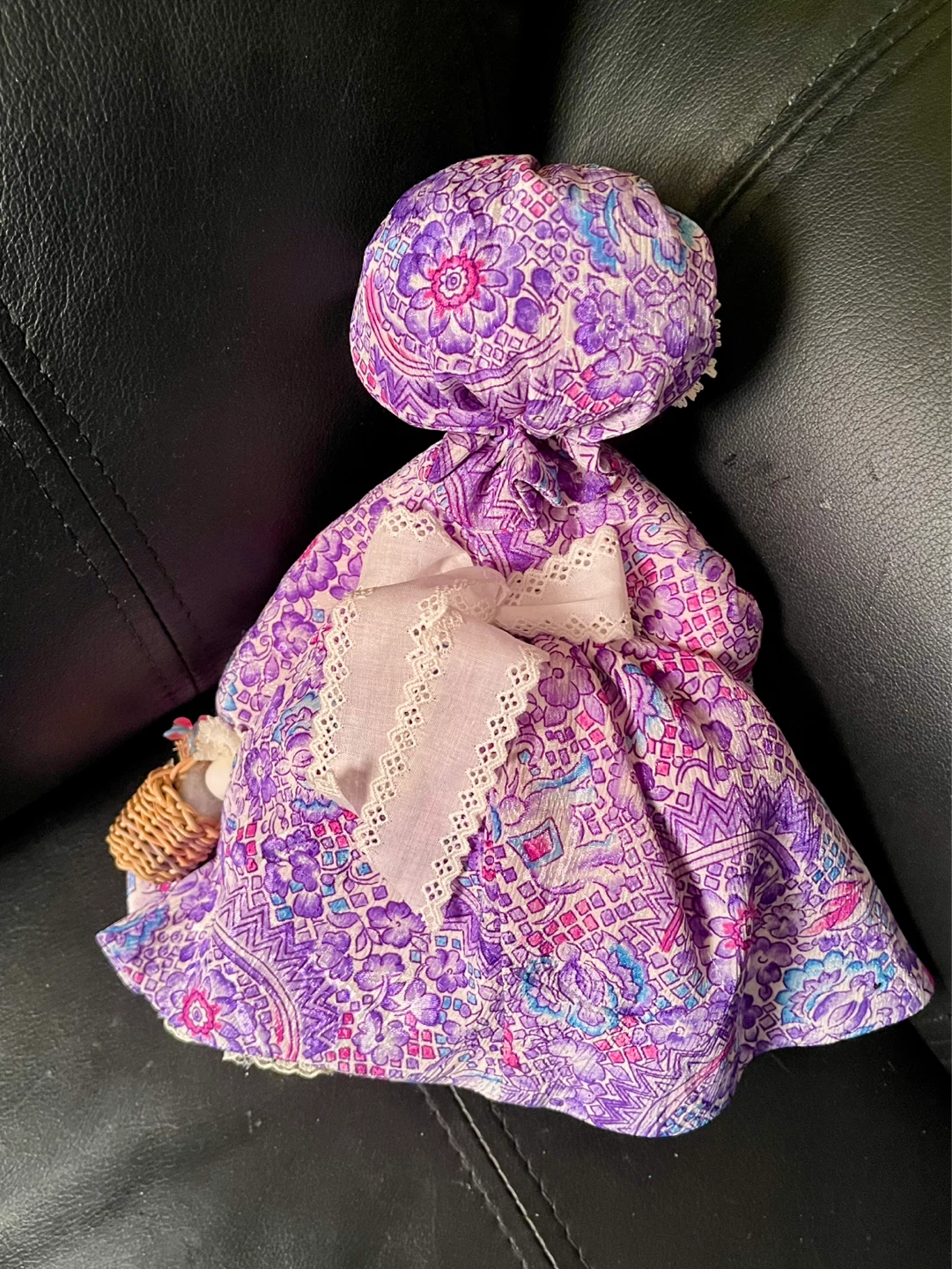 🌱Handmade Grandma Doll with Glasses and Pearl Necklace - photo 2