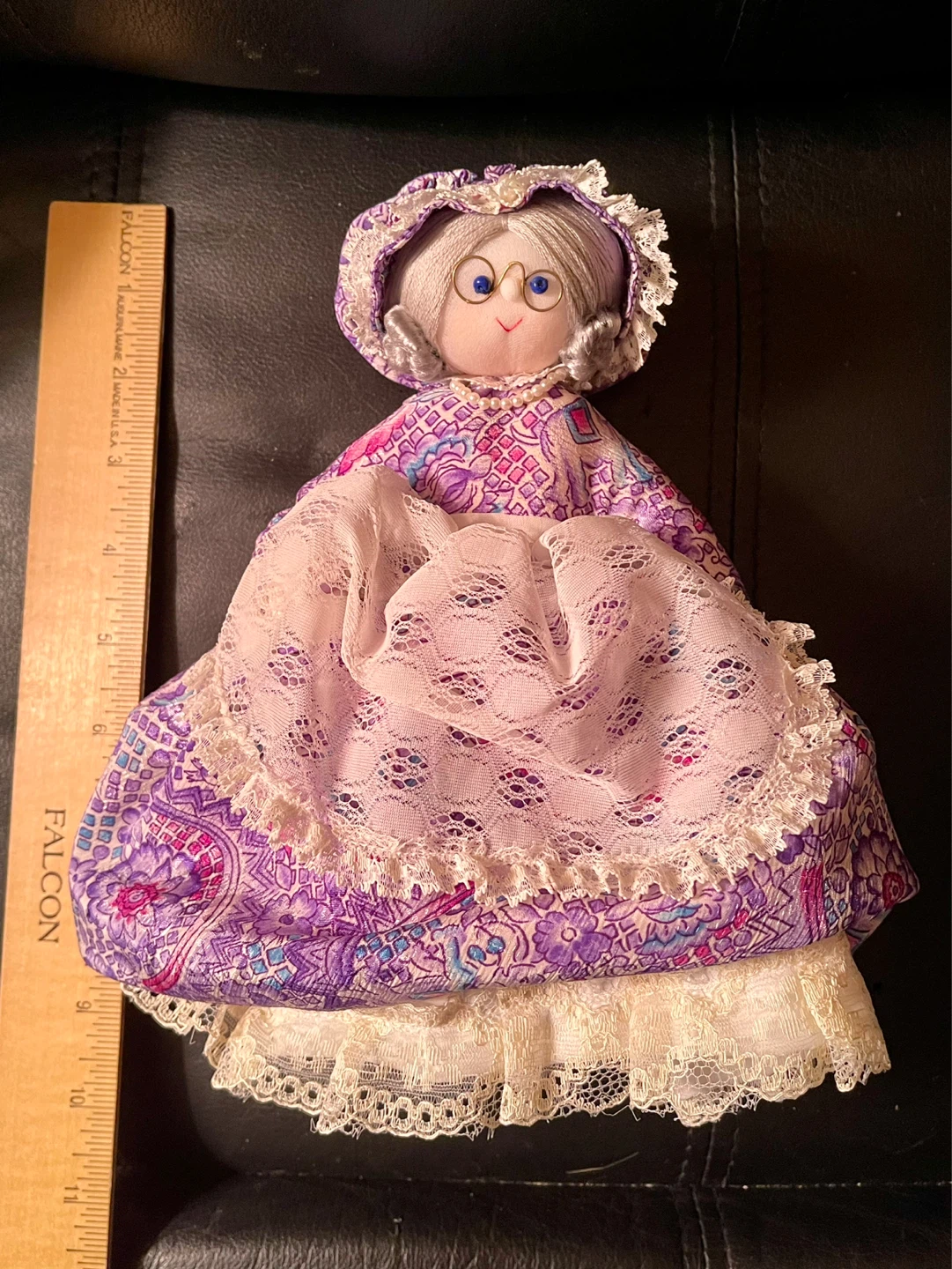 🌱Handmade Grandma Doll with Glasses and Pearl Necklace - photo 4