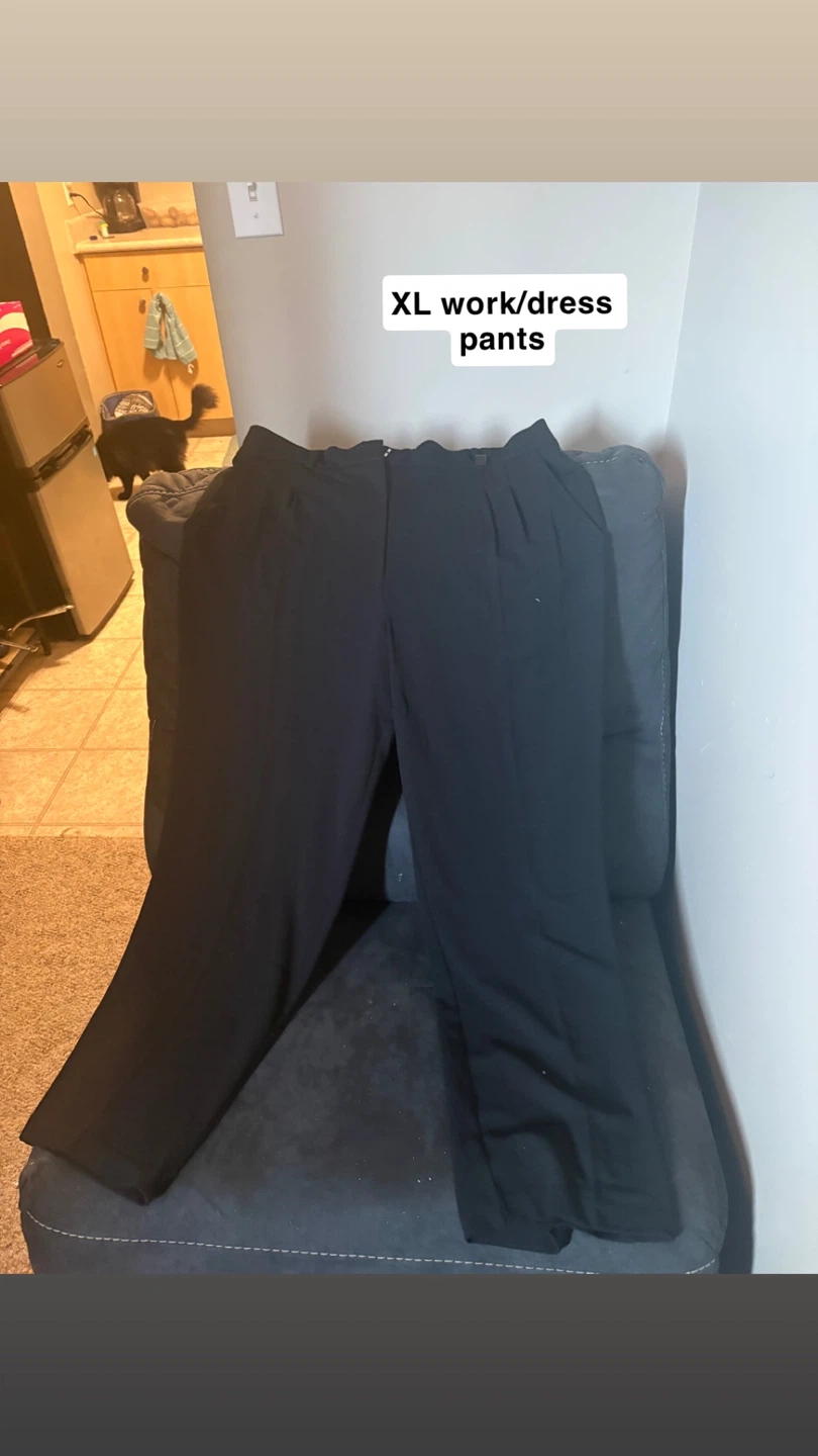 woman’s pants - photo 3