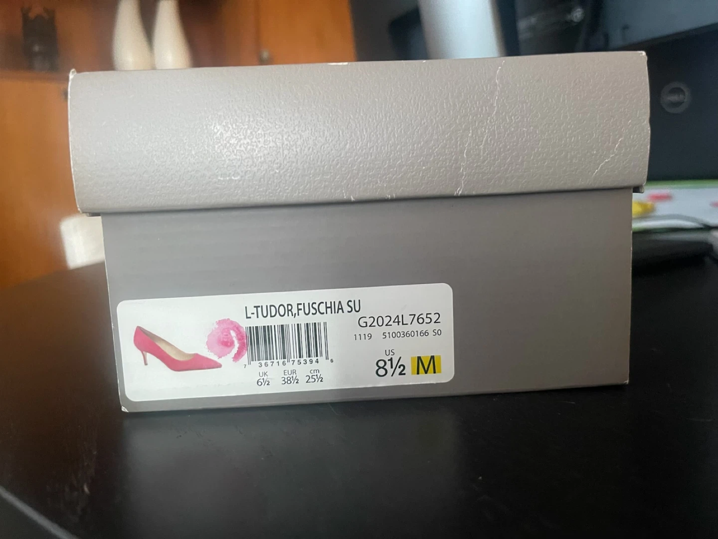 Franco Sarto Pink Suede Heels - Size 8.5M - photo 3