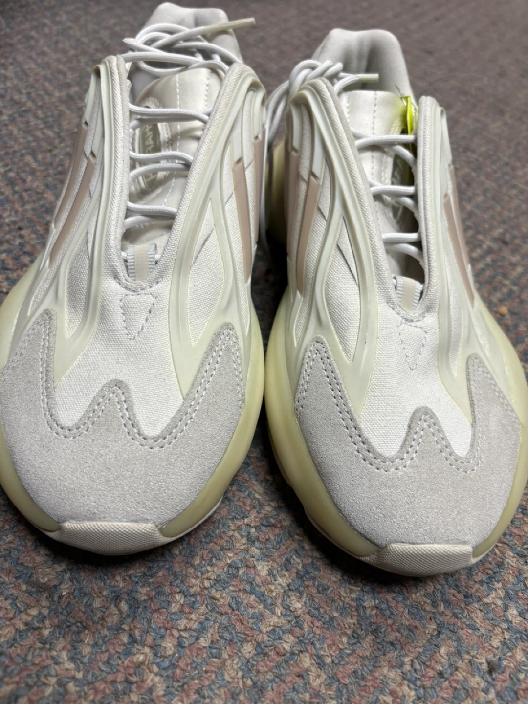 Adidas Yeezy Boost 700 MNVN Sneakers size 6 - photo 3