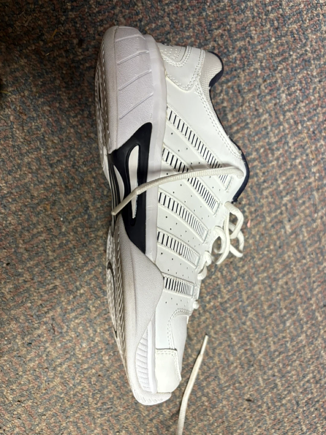 White K-Swiss Tennis Shoes size 9 - photo 5