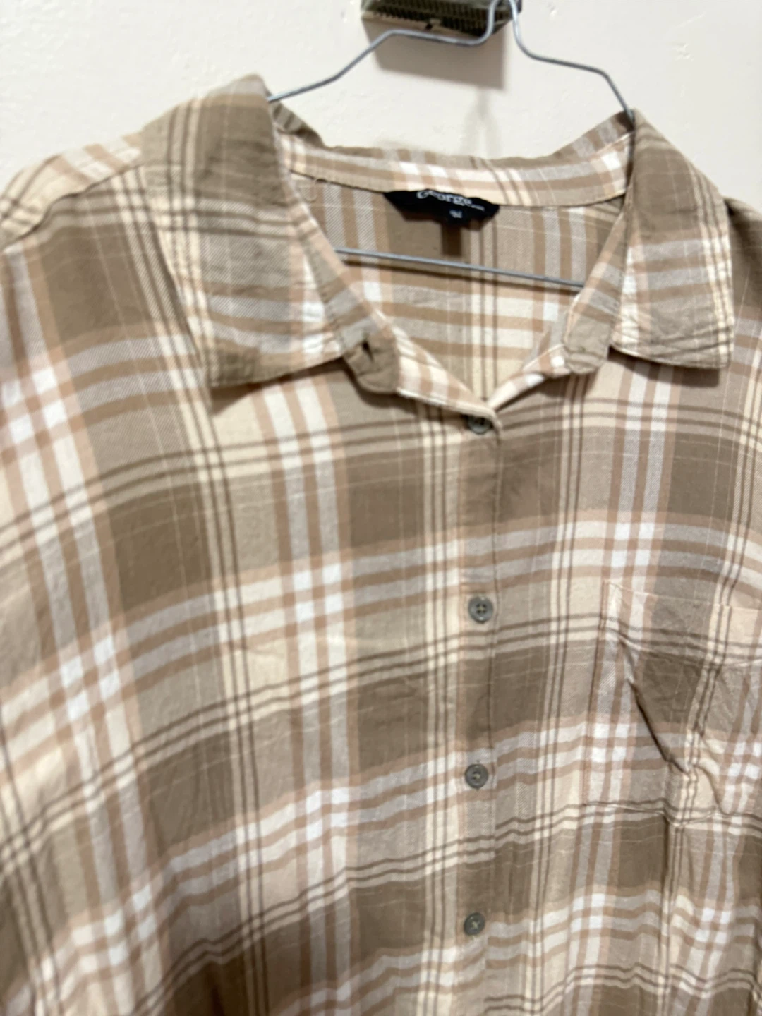 Women’s Plaid Button-Up Shirt - size XL - photo 2