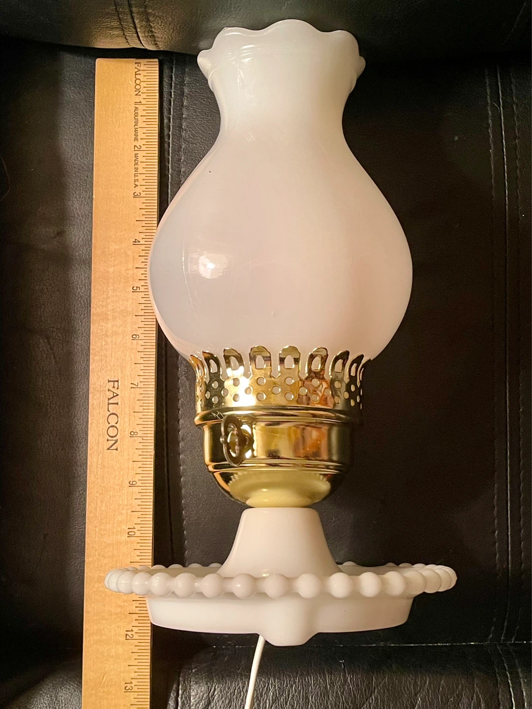 Vintage Milk Glass Hurricane Lamp - photo 3