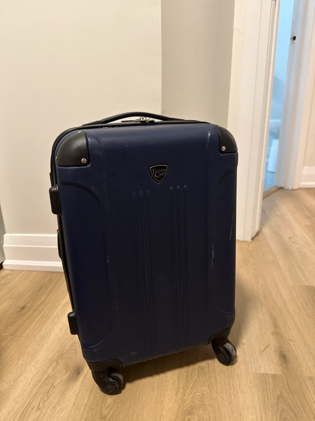 Traveler's Choice Expandable 22in Carry-On Luggage