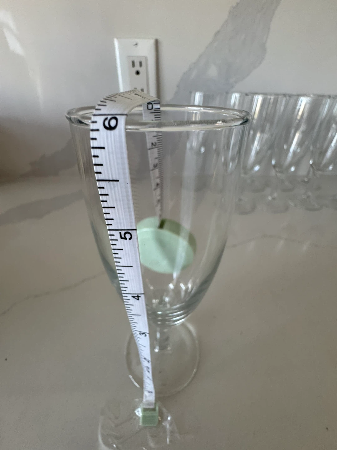 Set of 10 Clear Glass Wine Glasses 🌱 - photo 3