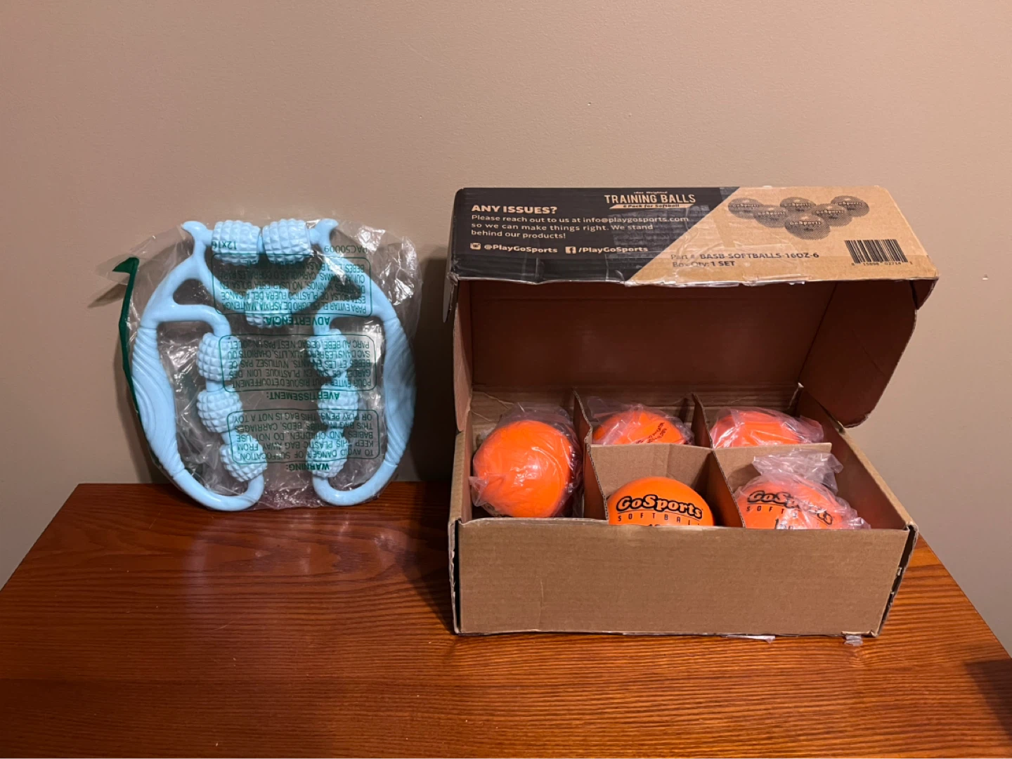 MASSAGE ROLLER & WEIGHTED TRAINING SOFTBALLS