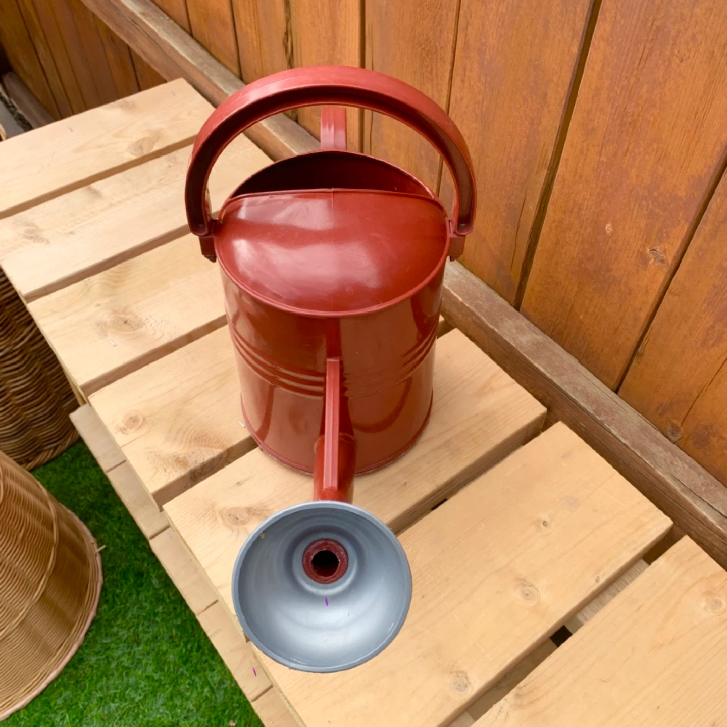 Watering Can Garden Plant Watering Can Red Outdoor Tool - photo 3