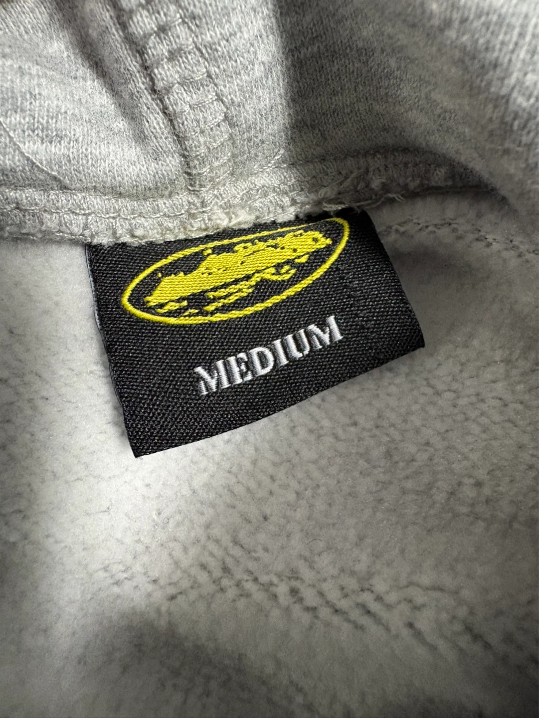 Grey Corteiz "Aufentic" Hoodie - Medium - photo 3