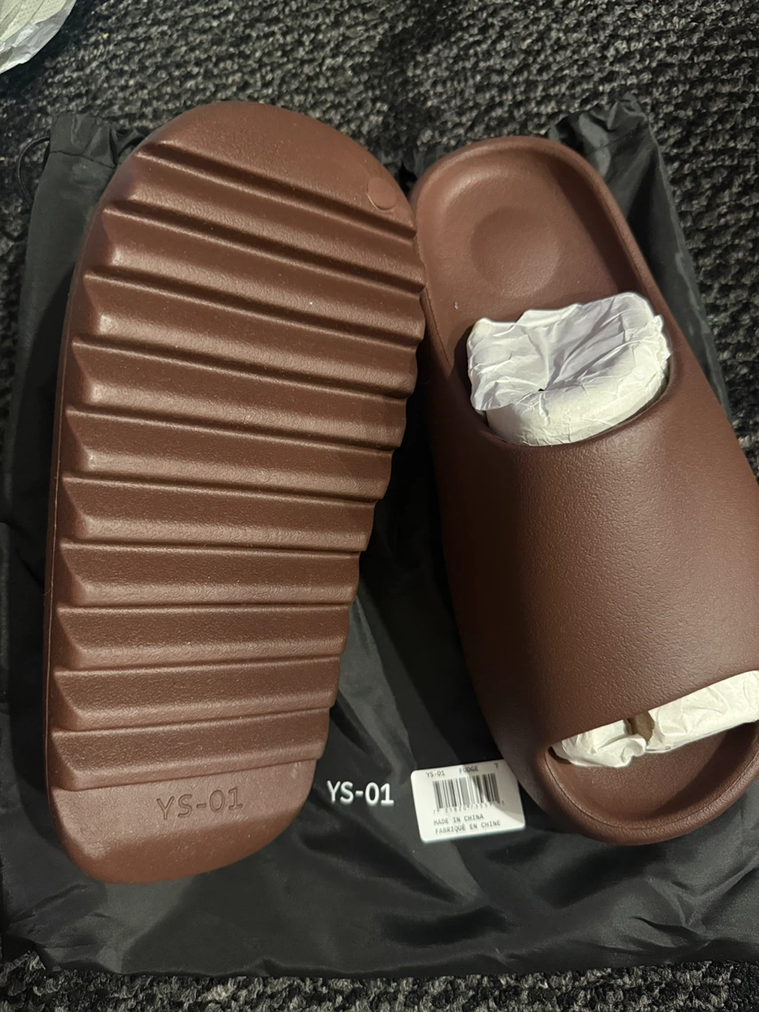 YZY YS-01 Slides ‘Fudge’ - photo 2