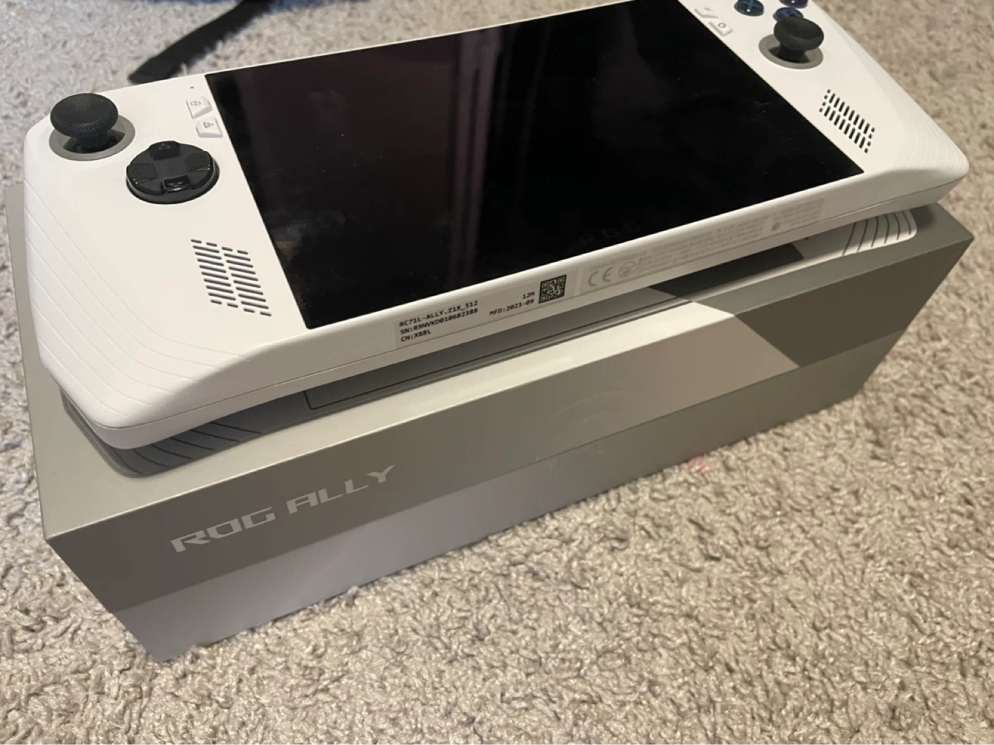ASUS ROG Ally RC71L Handheld Gaming Console - photo 3