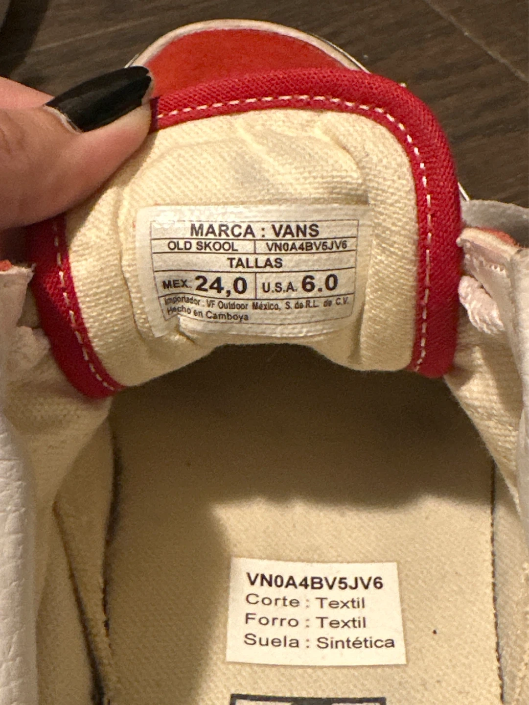 Vans Old Skool Red Suede Sneakers - US 6 - photo 5