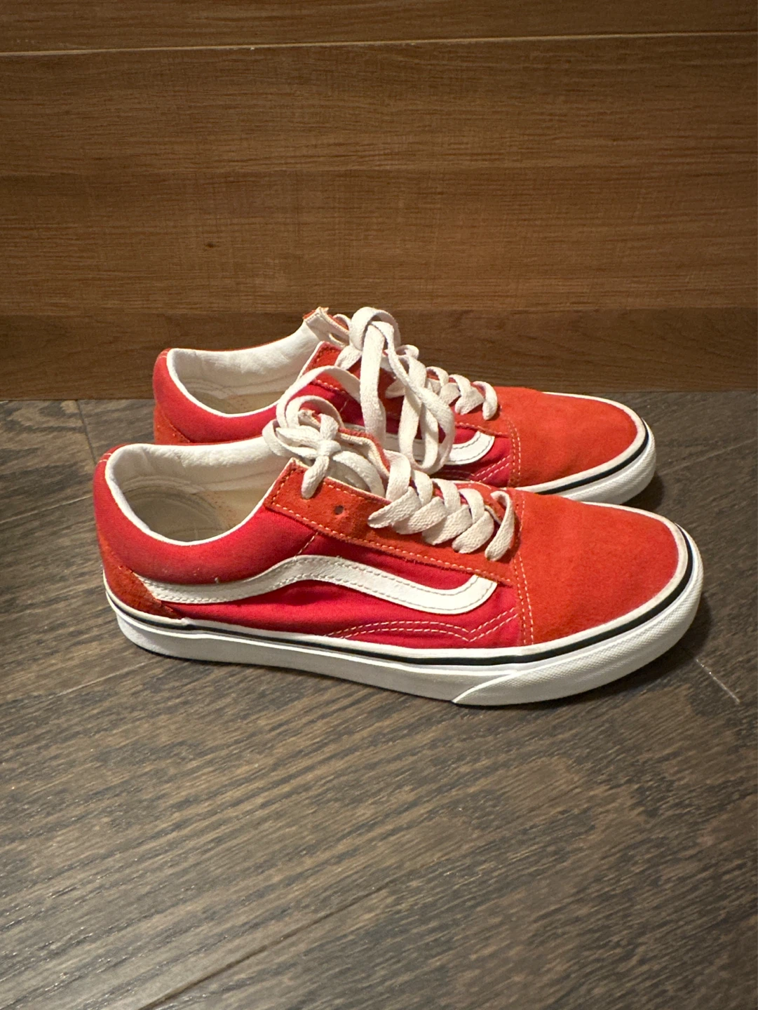 Vans Old Skool Red Suede Sneakers - US 6 - photo 2