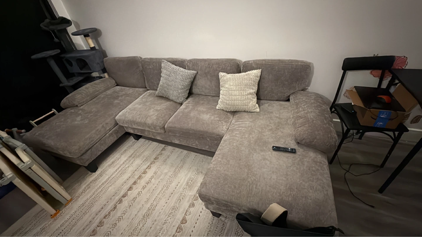 Gray Sectional Sofa with Chaise
