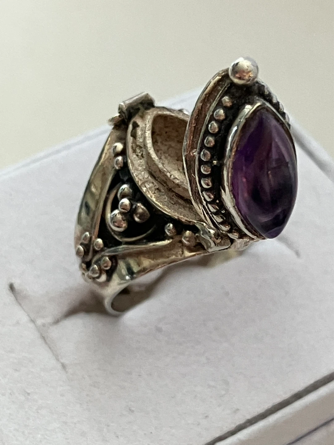 Poison ring, Amethyst, Sterling silver, Size 6