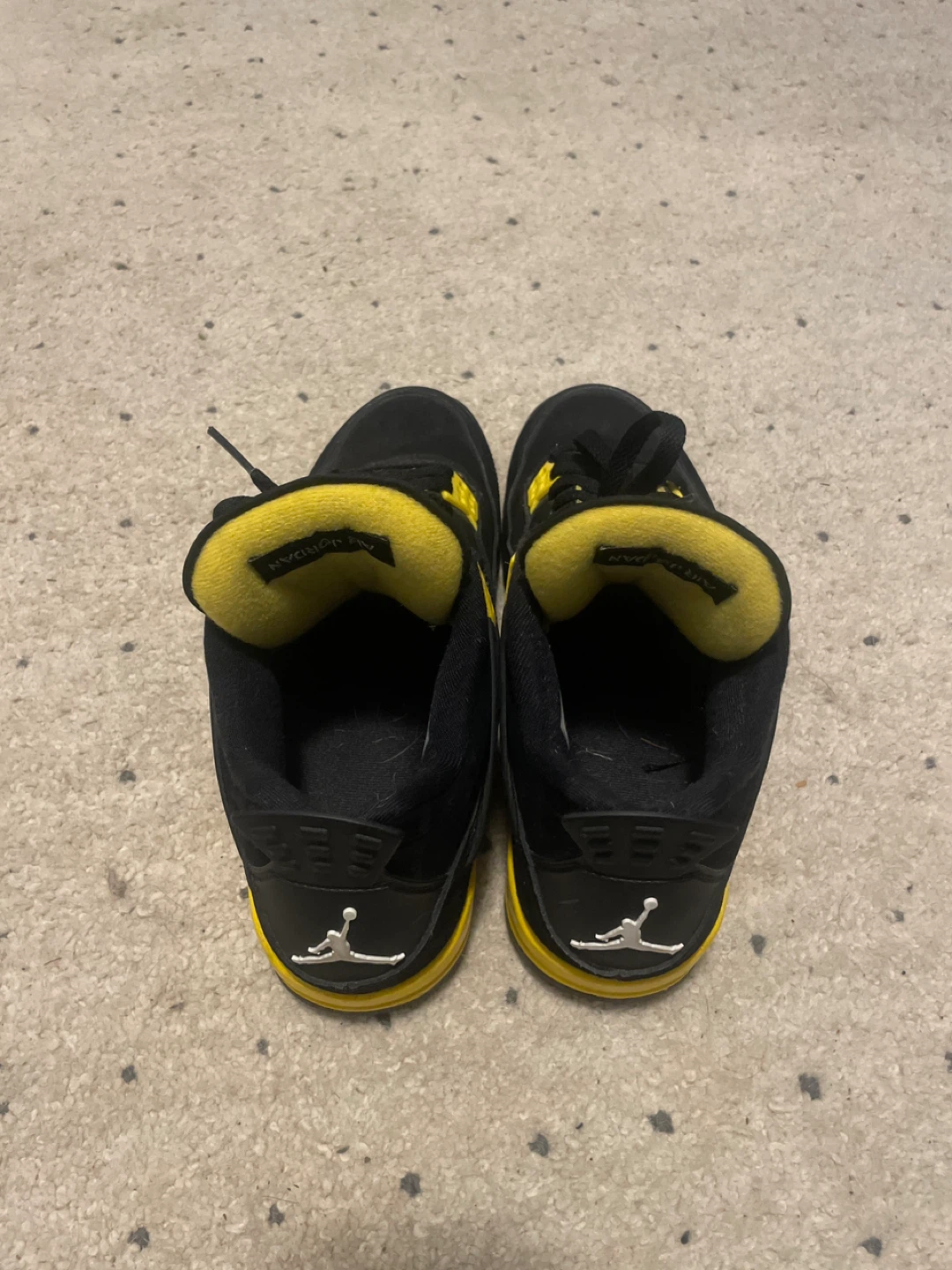 Air Jordan 4 "Lightning" - photo 4