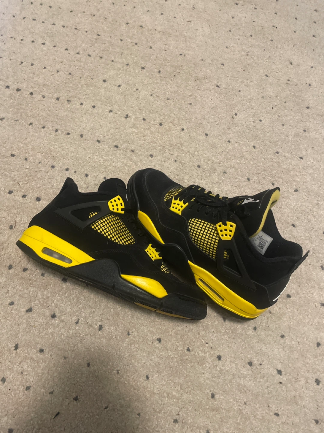 Air Jordan 4 "Lightning" - photo 3