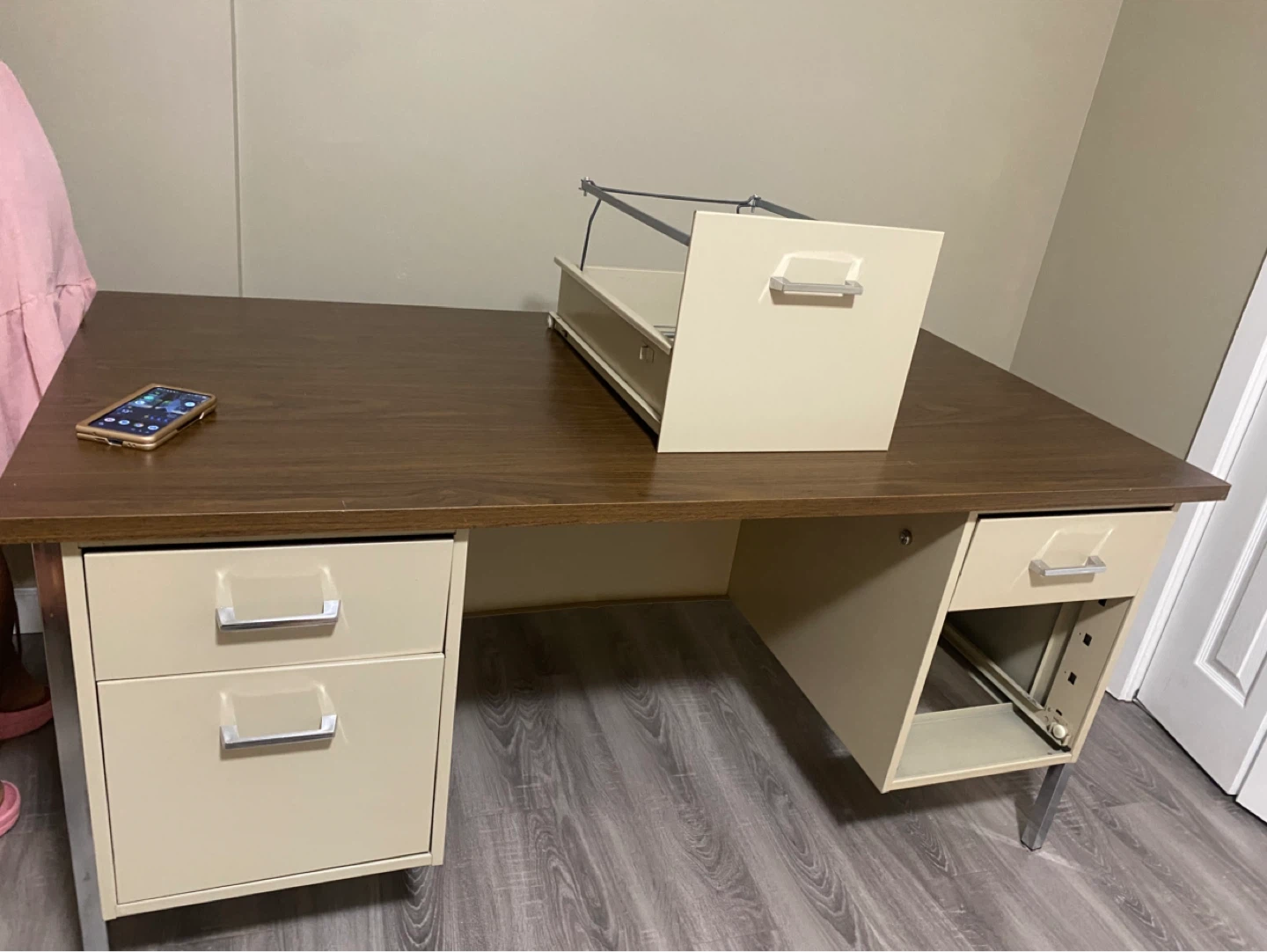 Credenza( sideboard) and Desk Set - photo 4