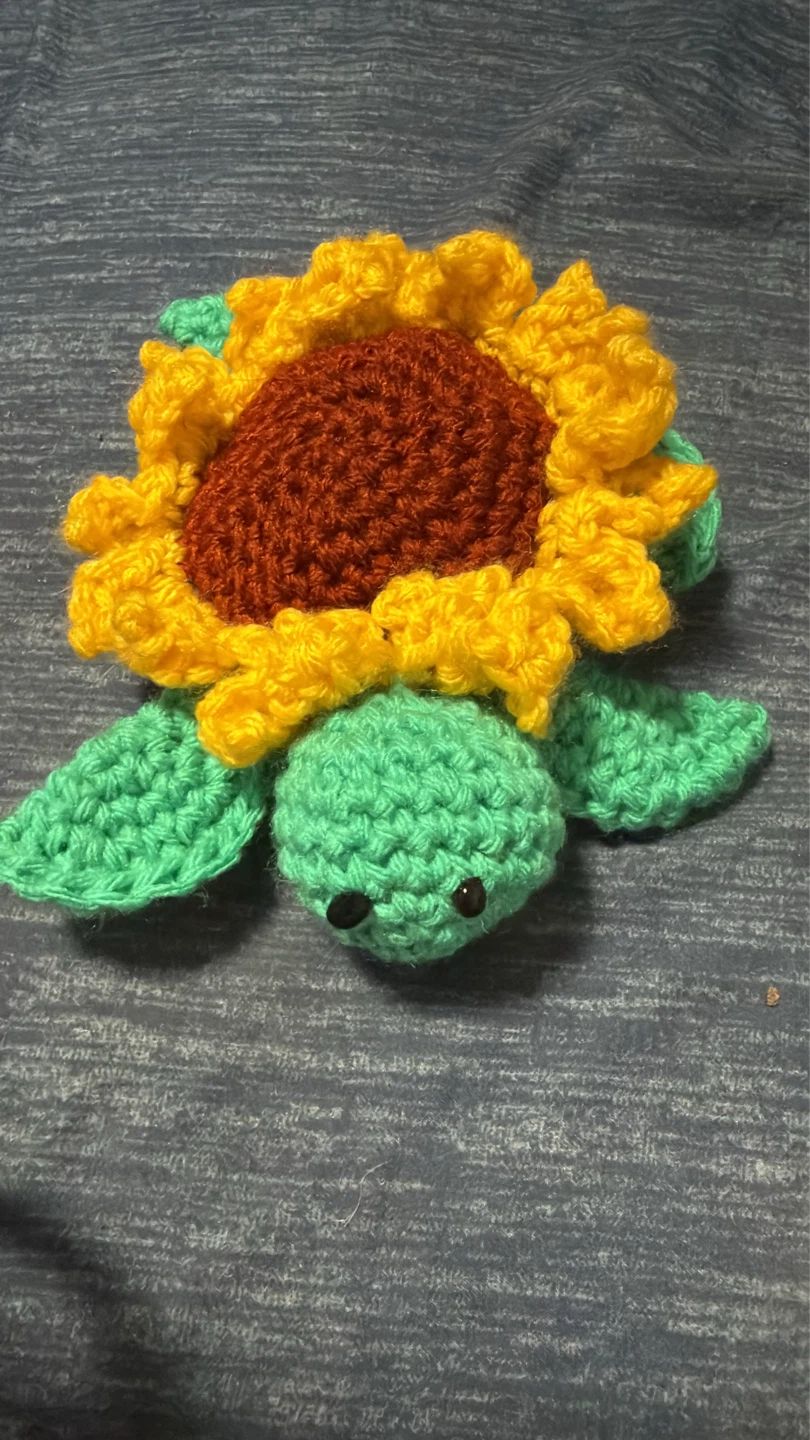 Cat nip toy sunflower turtle