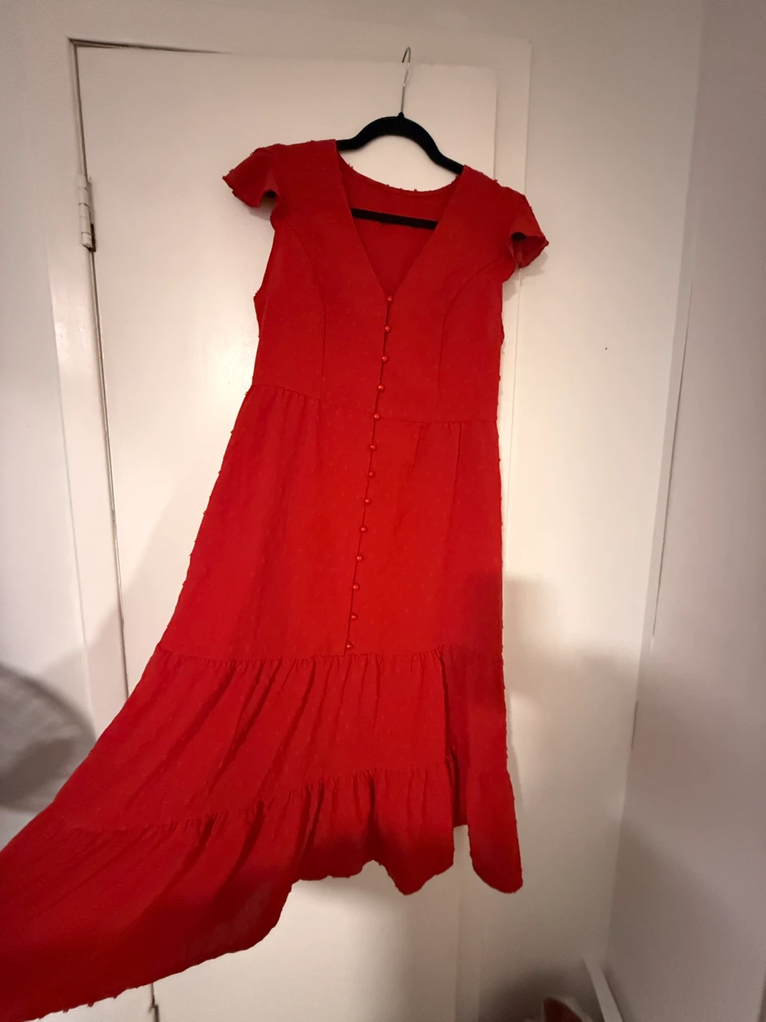 Niay Red Button-Front Tiered Midi Dress - photo 2