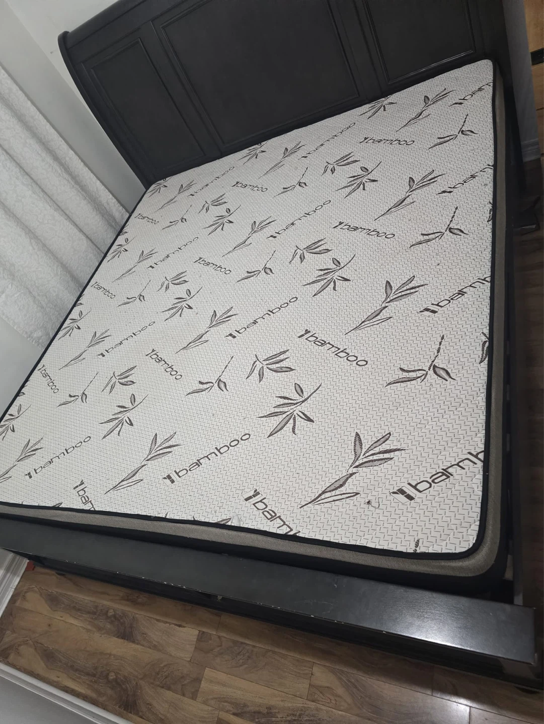 King size form mattress