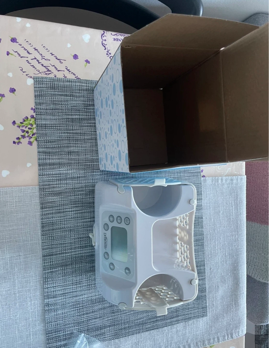 Dr. Brown's Natural Flow Breast Pump - photo 3