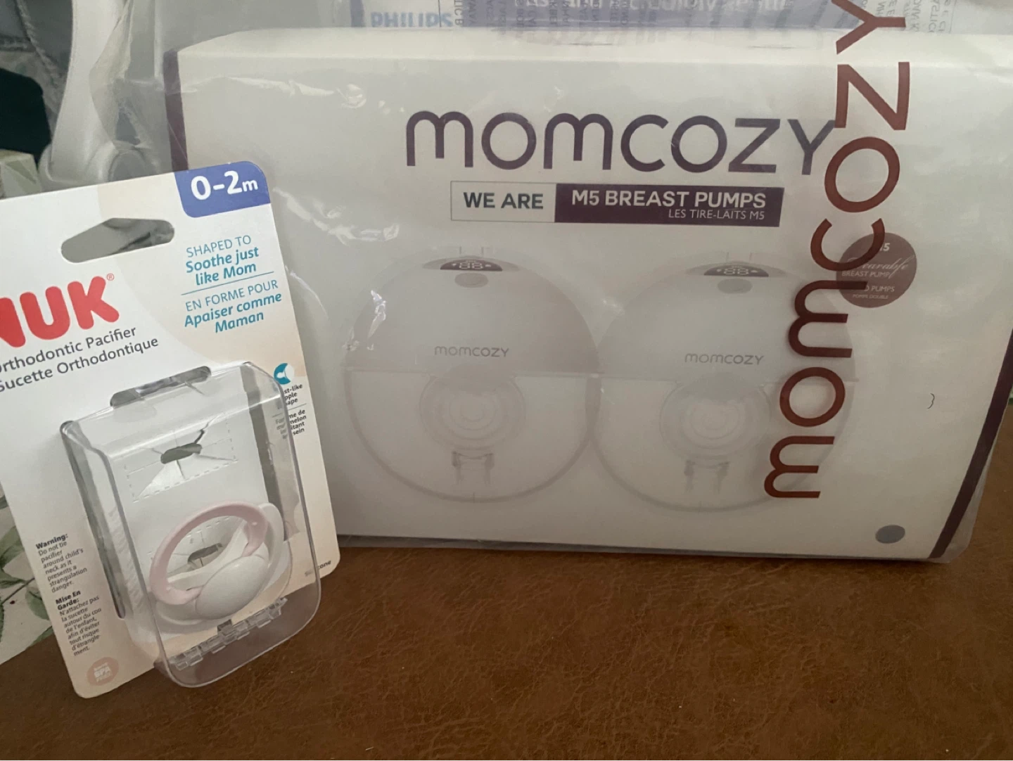 Momcozy M5 Wearable Breast Pumps + free pacifier