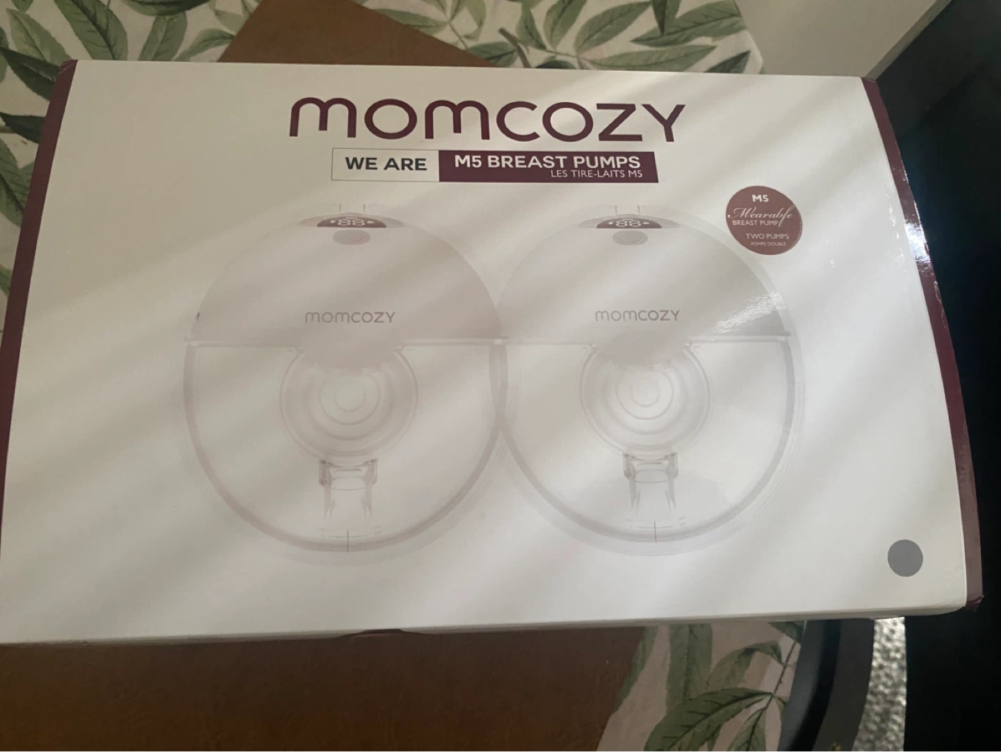 Momcozy M5 Wearable Breast Pumps + free pacifier - photo 3