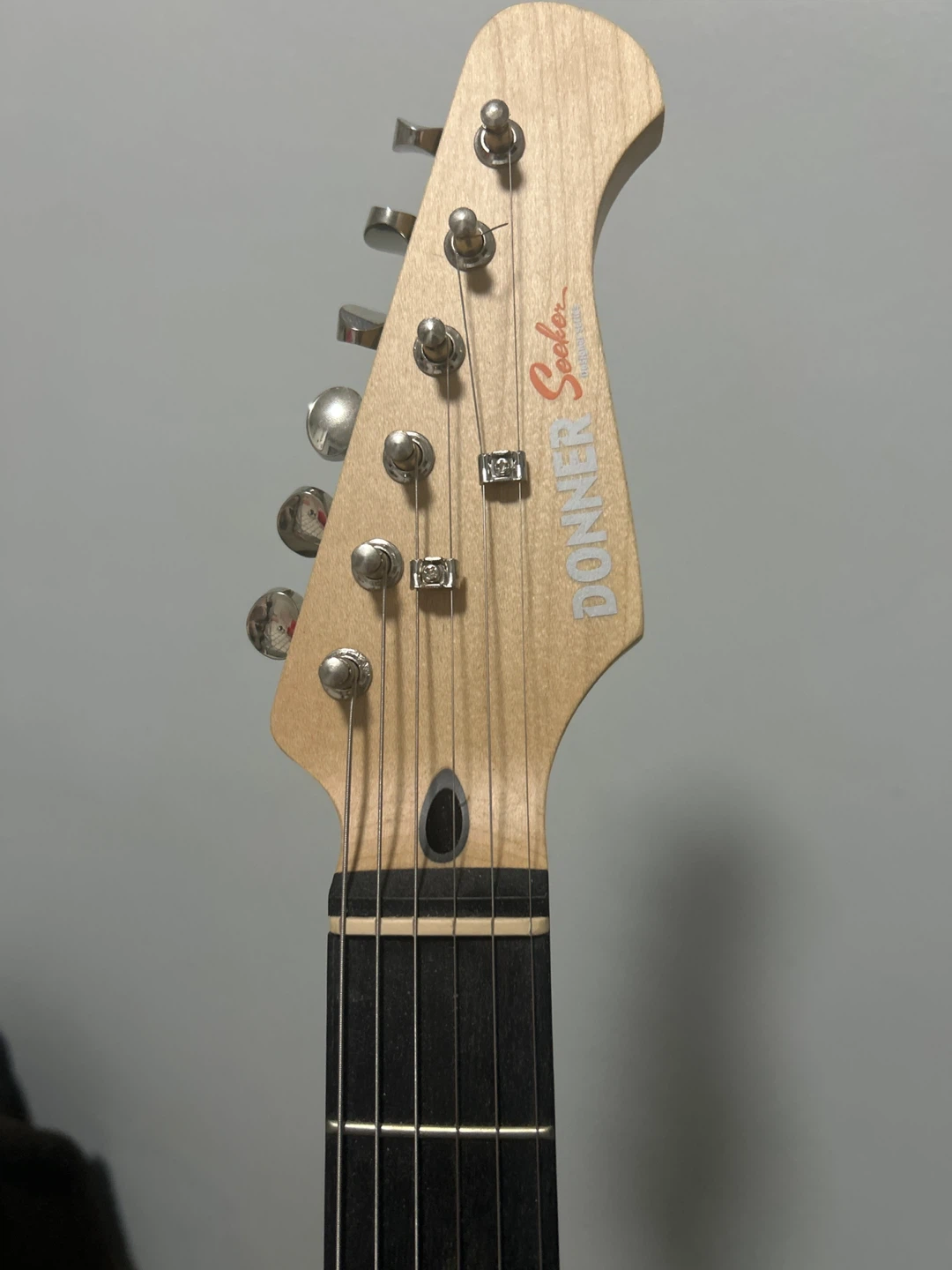 White Electric Guitar Bundle - photo 3