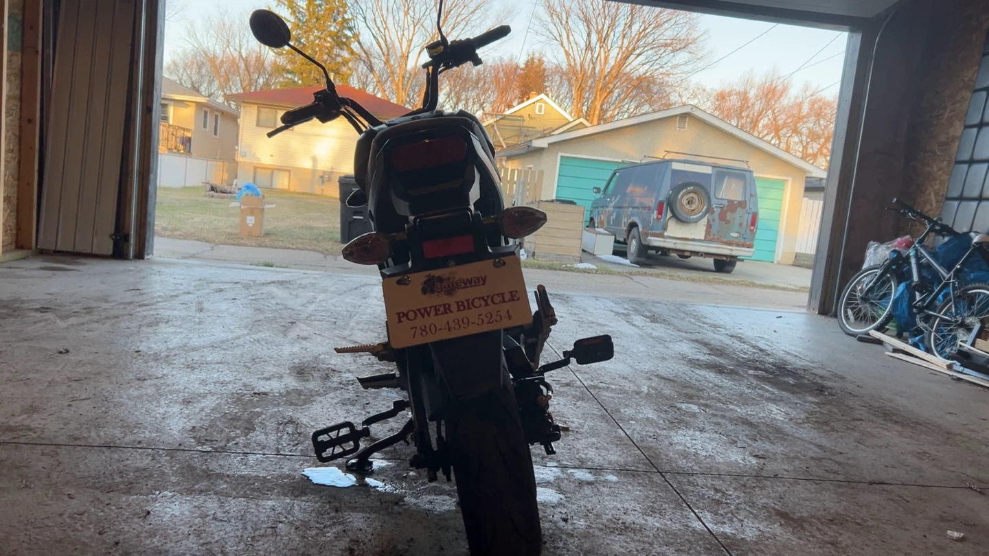 Gio Havoc 72V Electric Sport Bike - photo 5