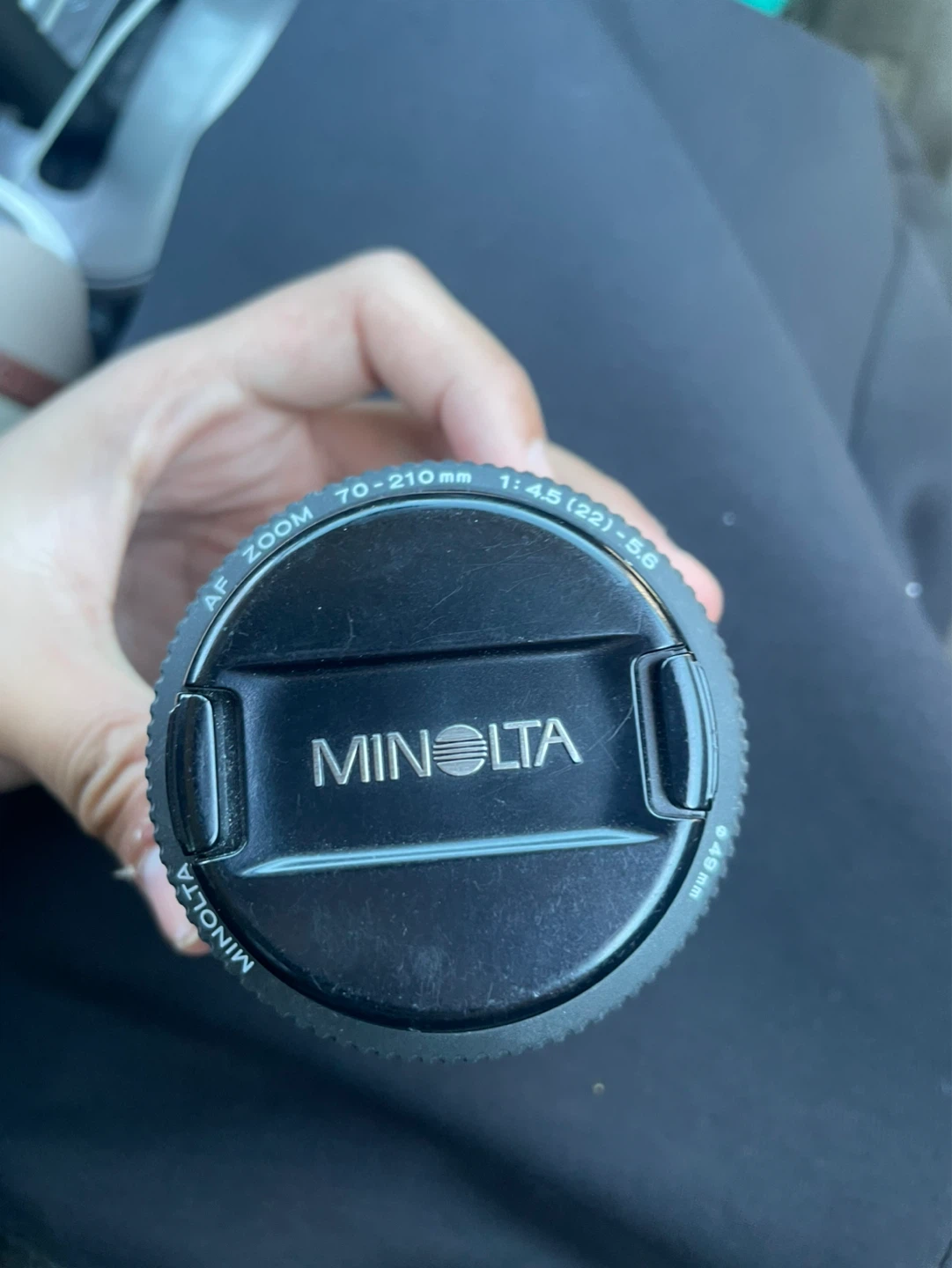 Minolta AF 70–210mm Telephoto Zoom Lens - photo 2