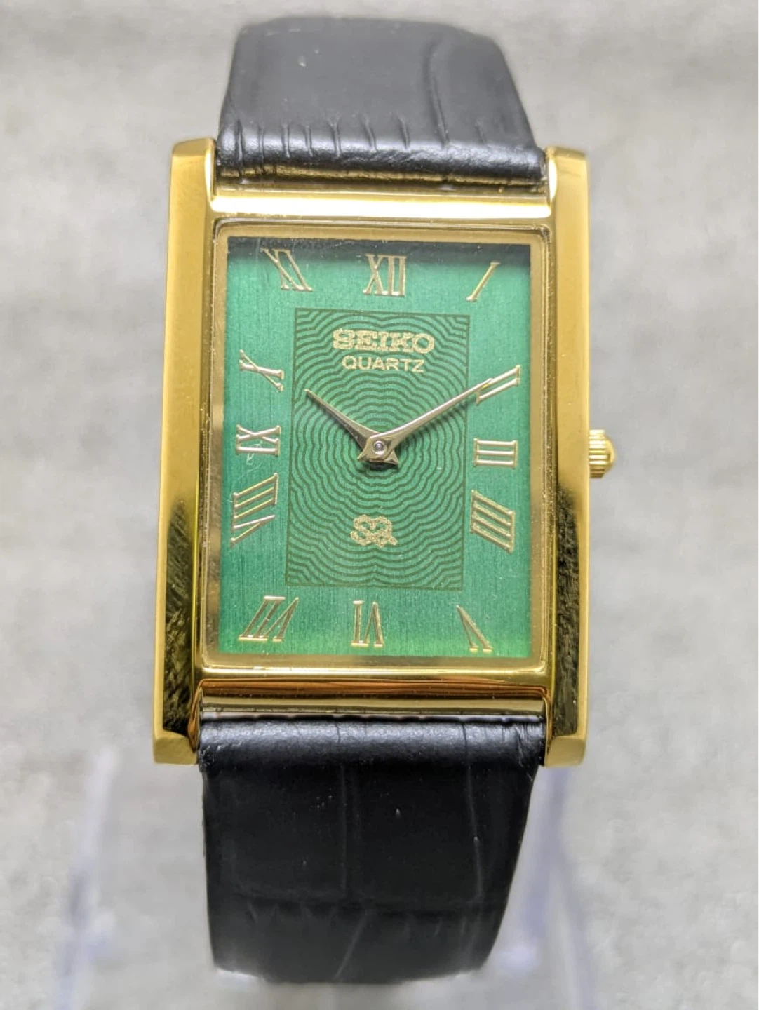 Seiko Quartz Gold Tone Rectangular Watch Green Dial - photo 3