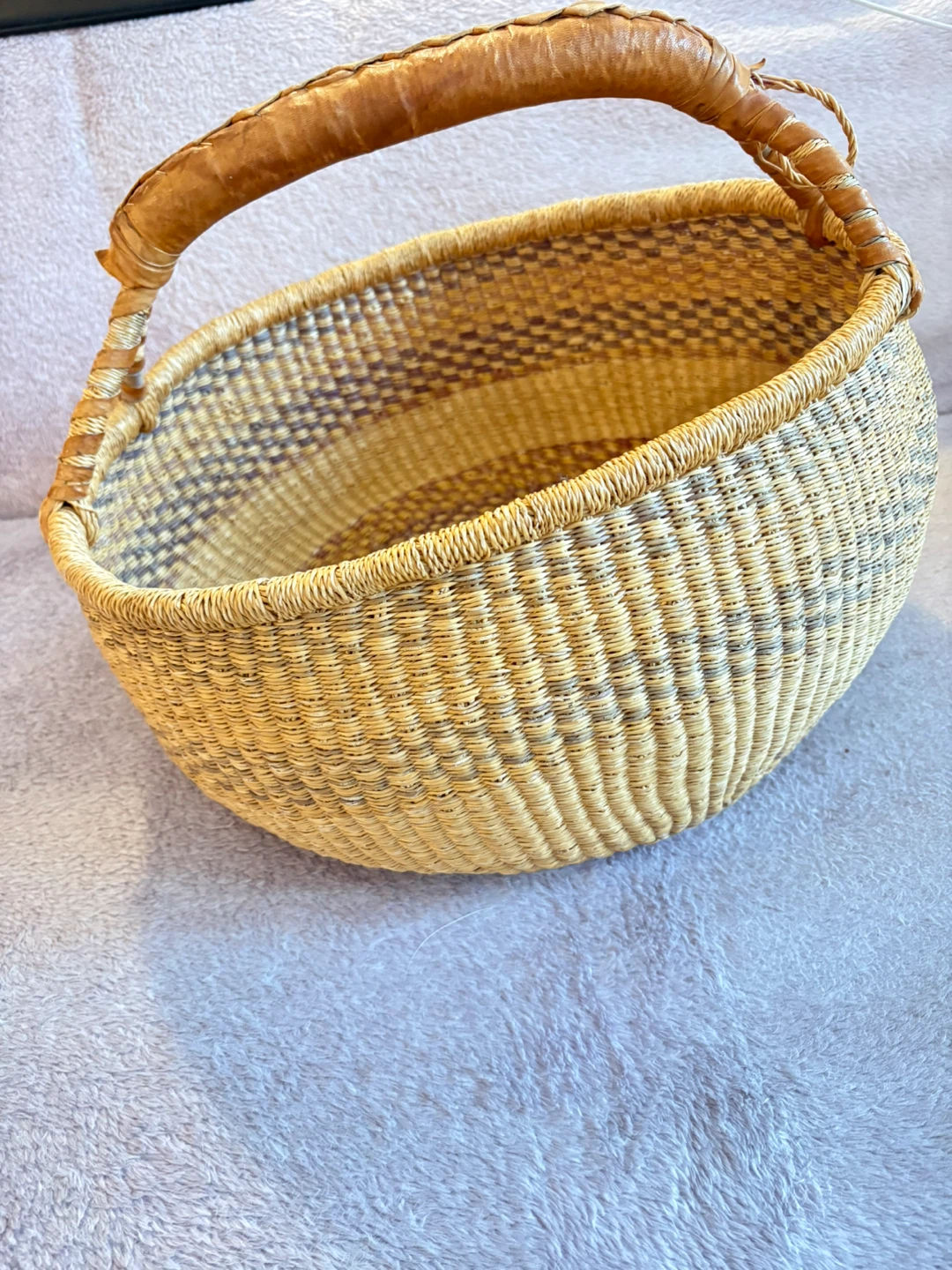 Woven Basket with Leather Handle - photo 2