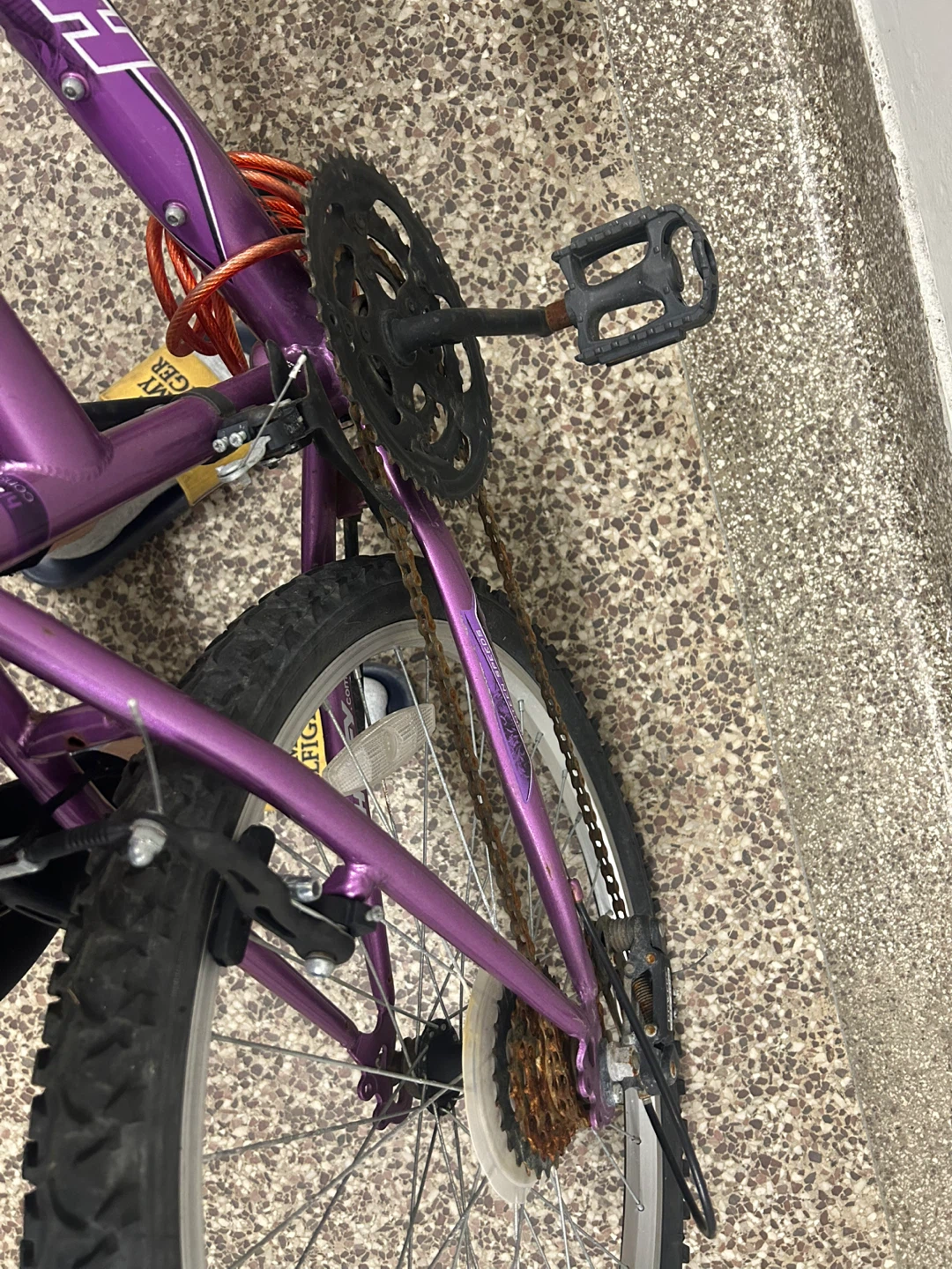 Huffy Purple Mountain Bike for young - photo 5