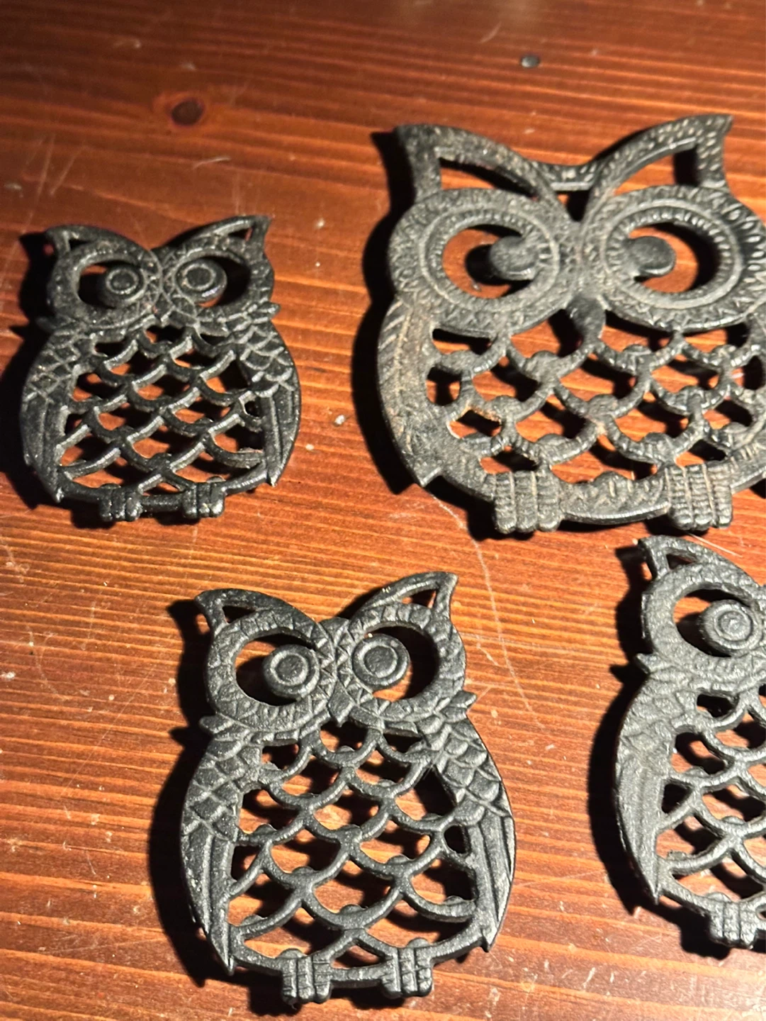 Set of 5 cast iron owl trivets - photo 4