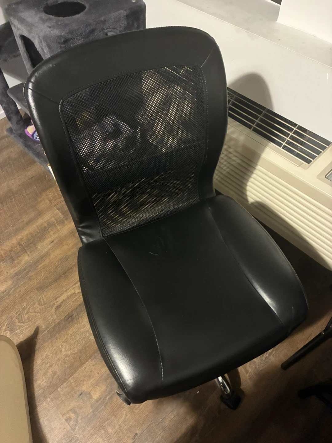Black Office Chair with Mesh Back - photo 2