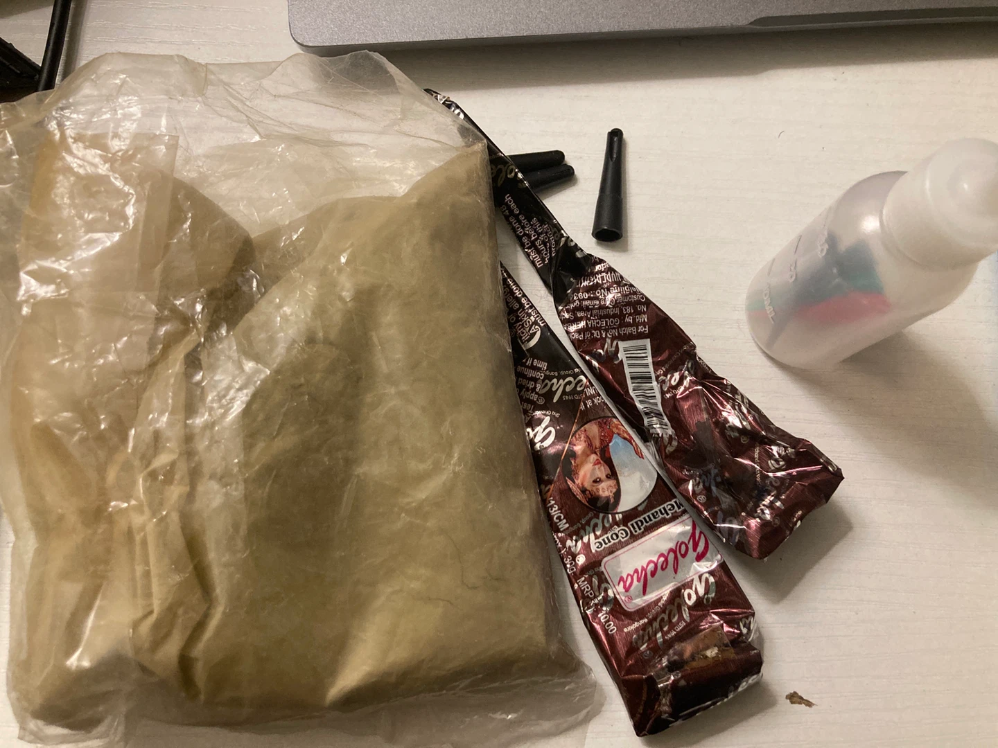 FREE Henna powder and Mehandi Cones (2 Pack) & Powder