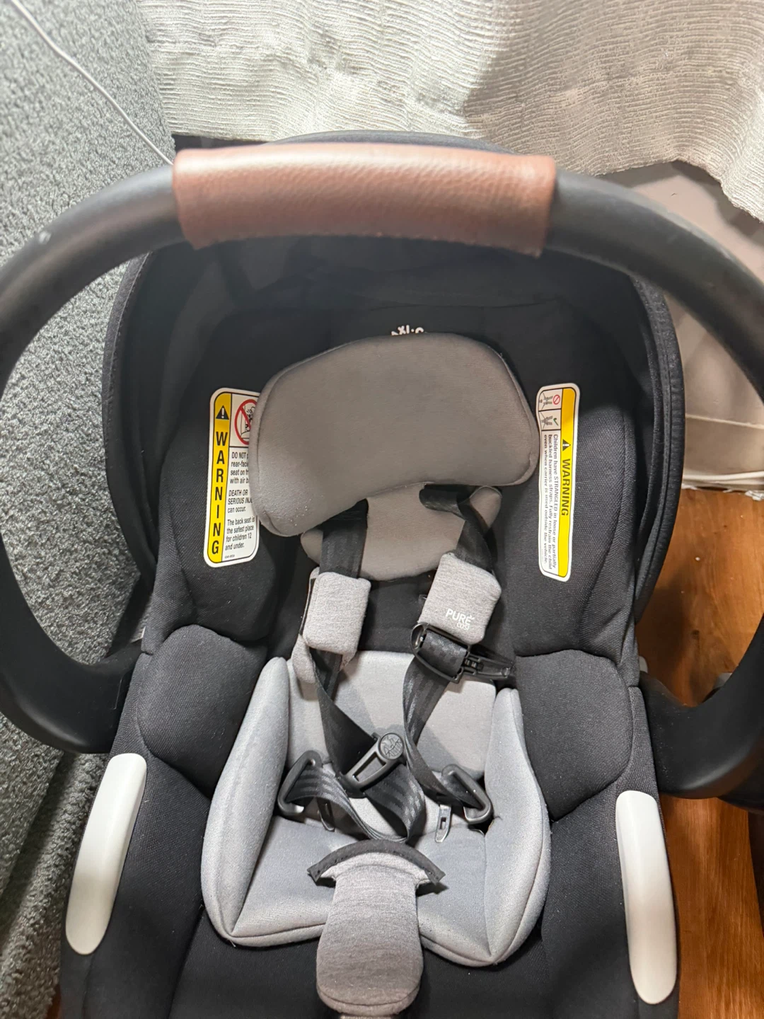 Maxi-Cosi Infant Car Seat - photo 2