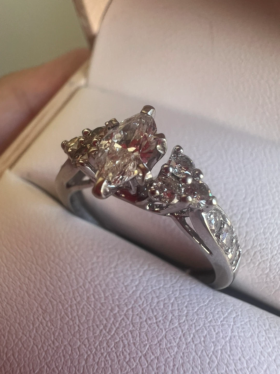14 k Marquise Diamond Engagement Ring - photo 3