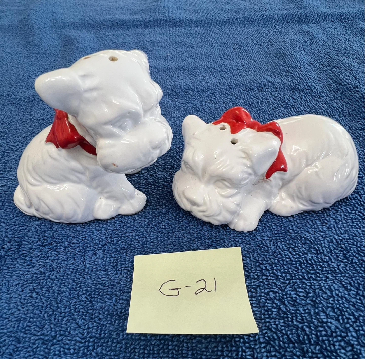 Scotty Dog Salt and Pepper Shakers (G21)