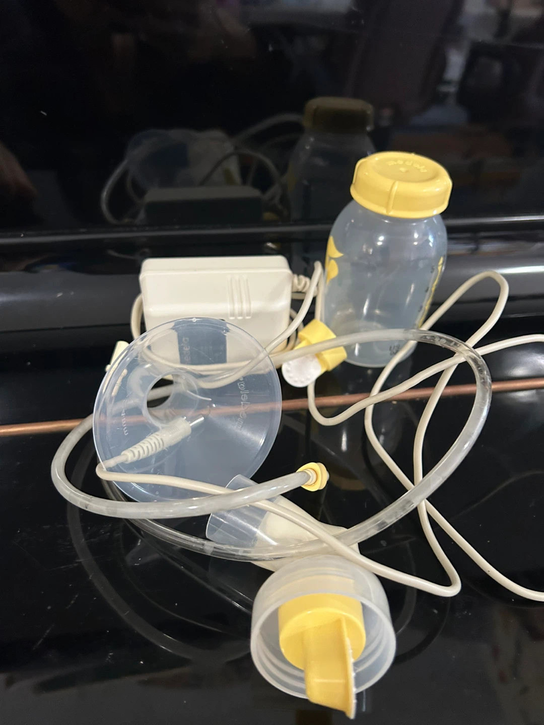 Medela Swing Electric Breast Pump Set - photo 5