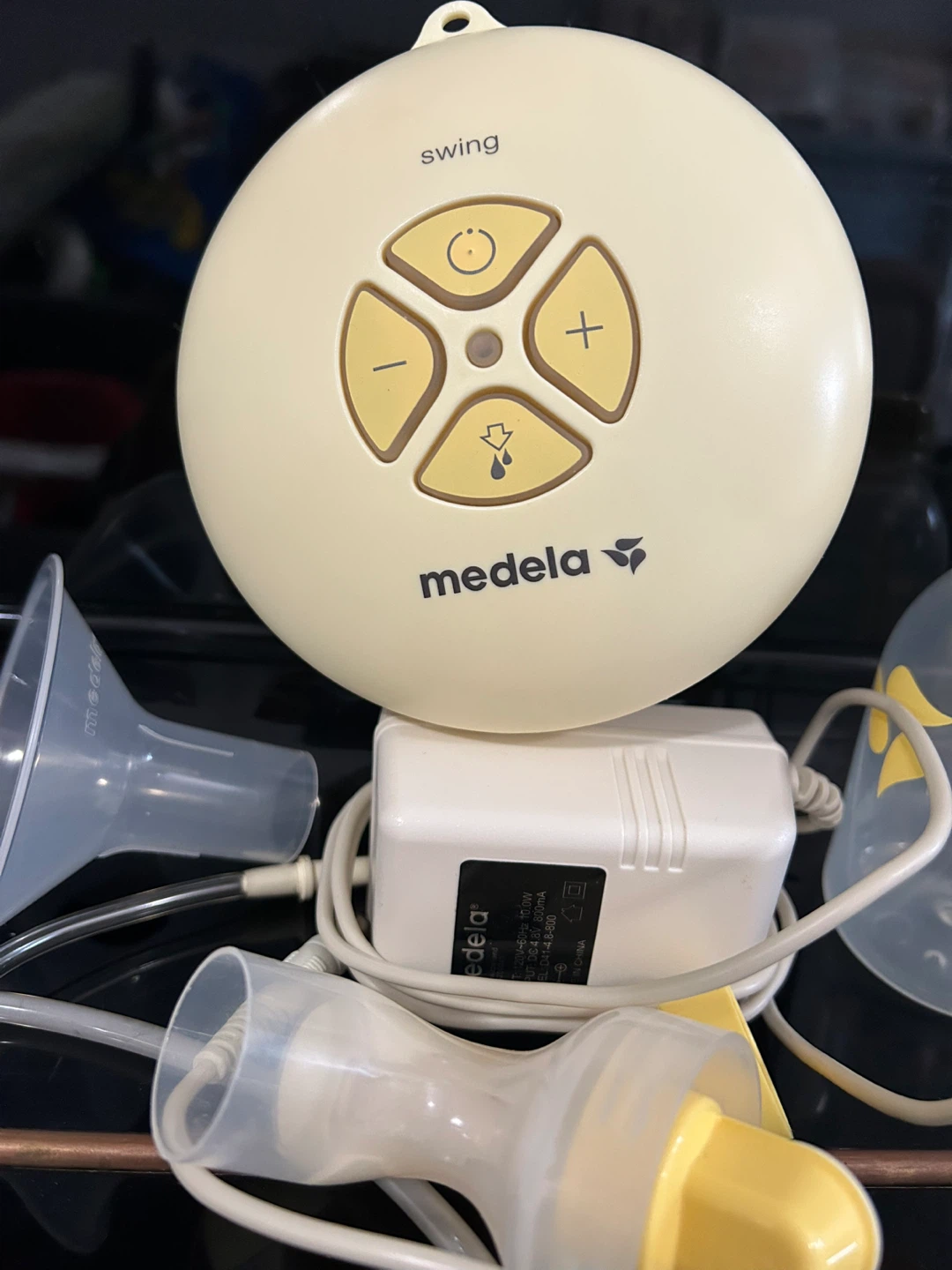 Medela Swing Electric Breast Pump Set