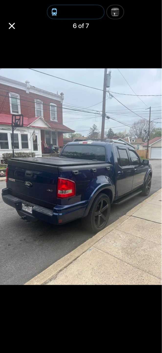 Ford Explorer Sport Trac Pickup Truck - photo 3