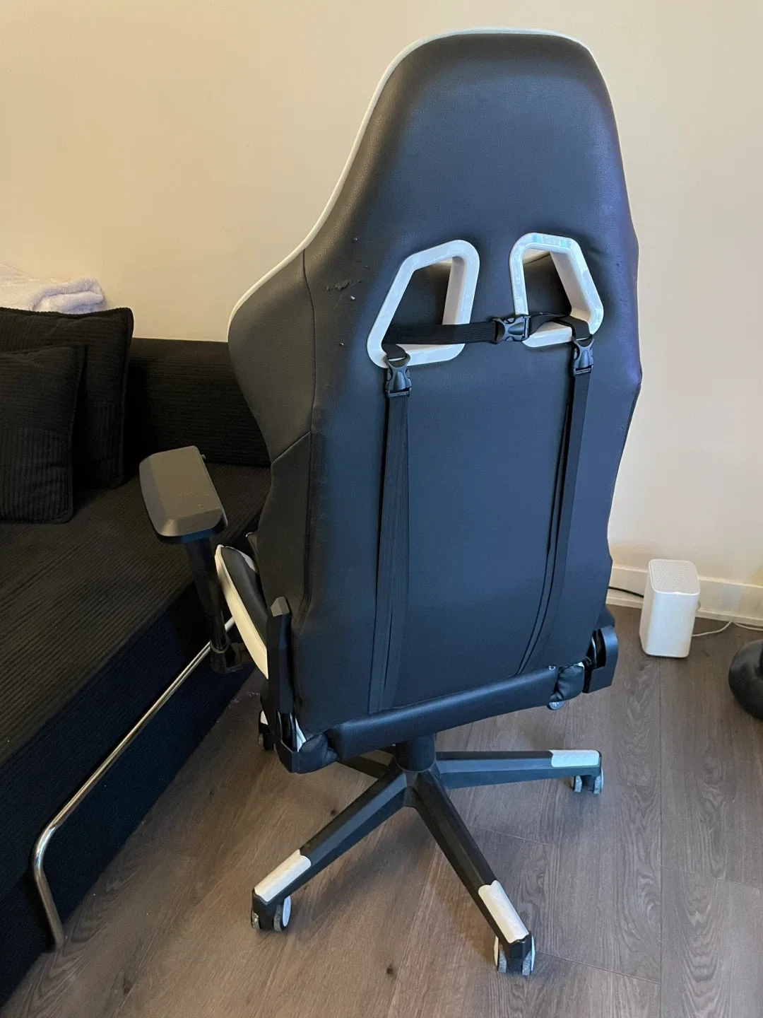 Gaming Chair - photo 2