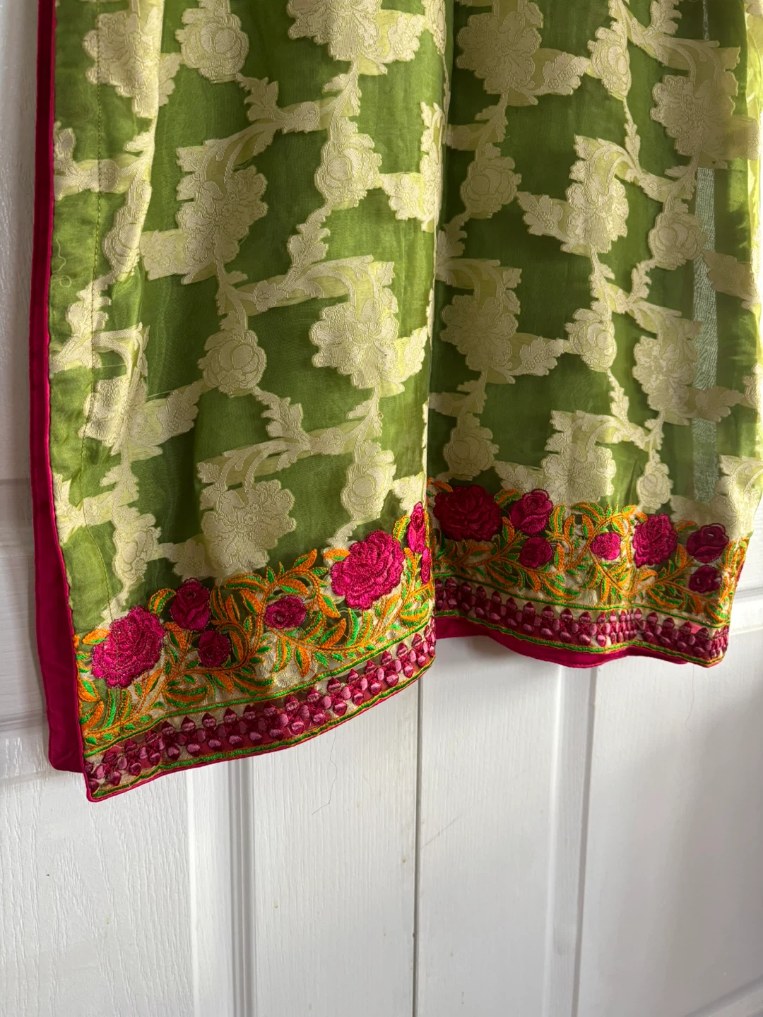 3-piece Green Embroidered Set with Hot Pink Dupatta - photo 3