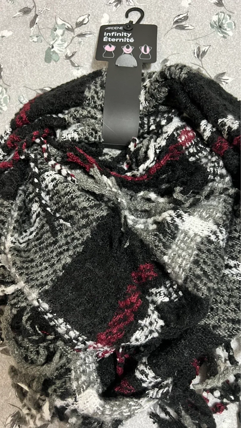 NEW Ardene Infinity Scarf Black/Grey/Red Plaid