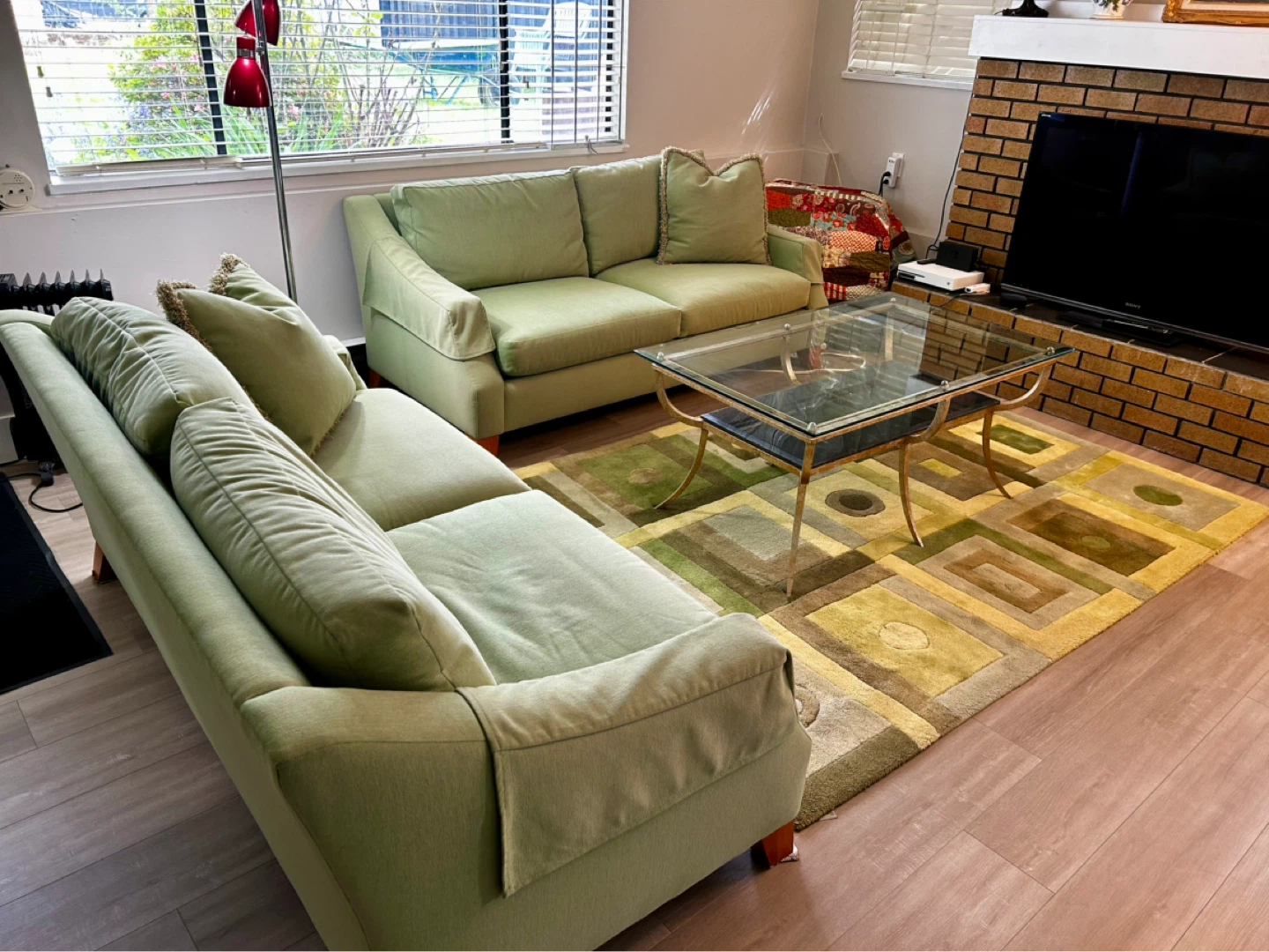 Two Sofas & Coffee Table - CLEAN / Great Condition - photo 2