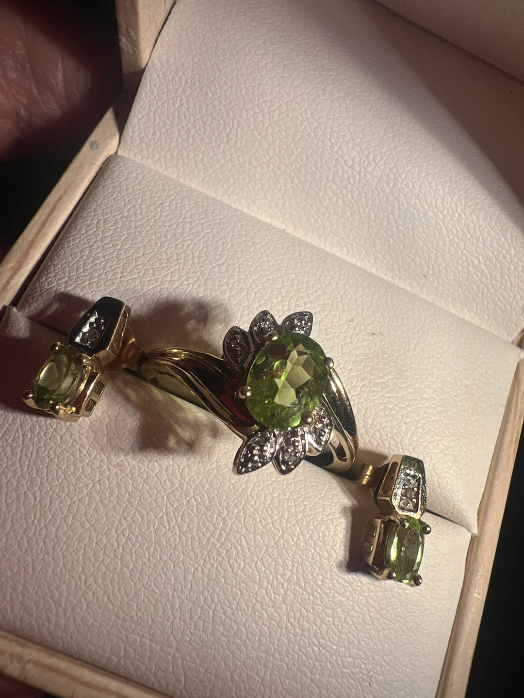 10 k Peridot and Diamond Ring and Earring Set - photo 3