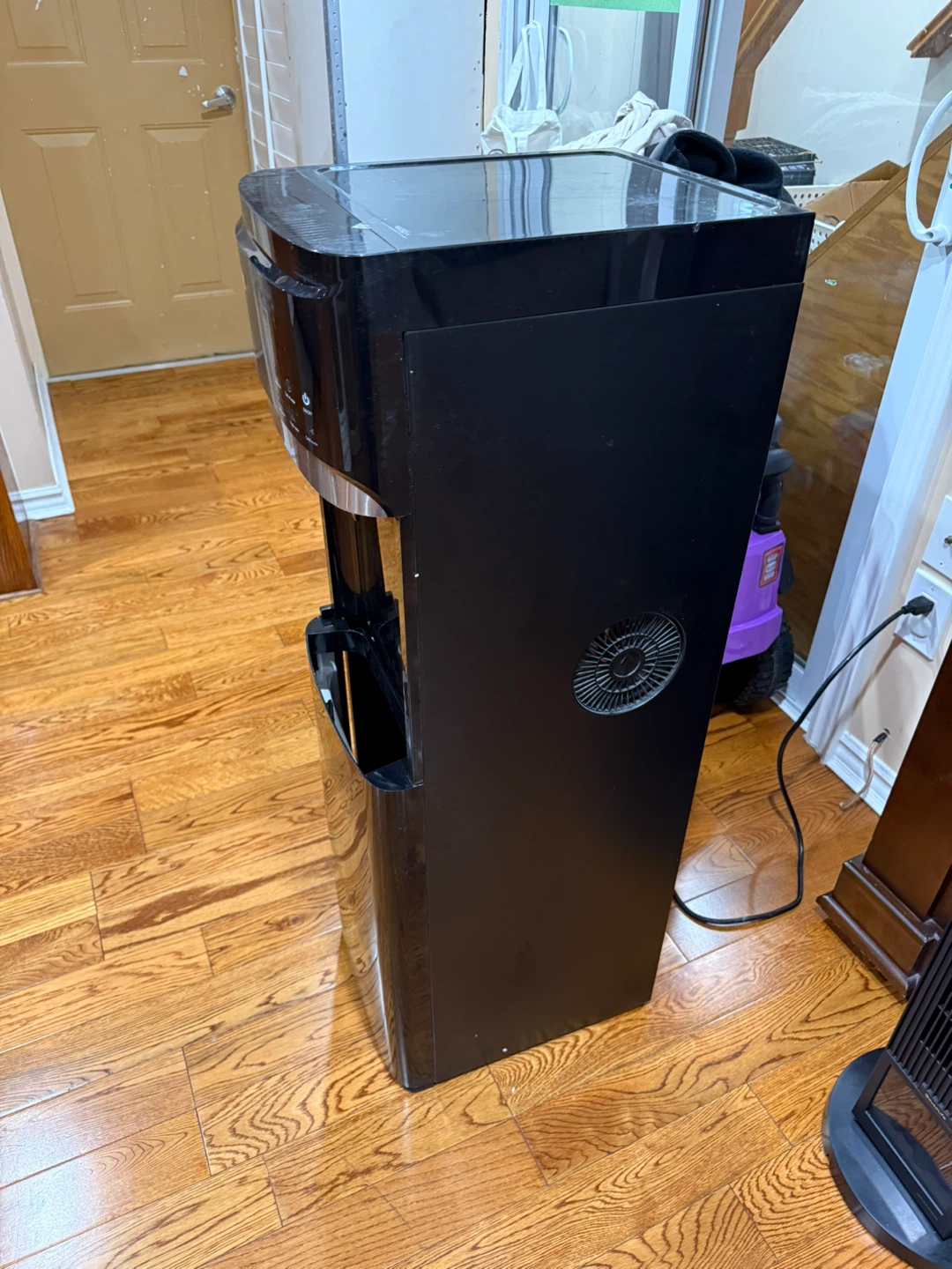 SOOPYK Black Water Dispenser - photo 4